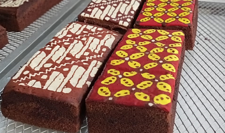 Cantiknya Bisnis Brownies Batik Kukus ala Stella Snack Box