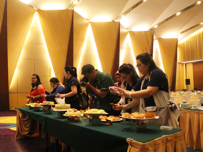 Grand Baking Demo Palmboom 